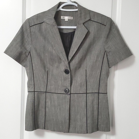 Short sleeve jacket - Picture 1 of 5